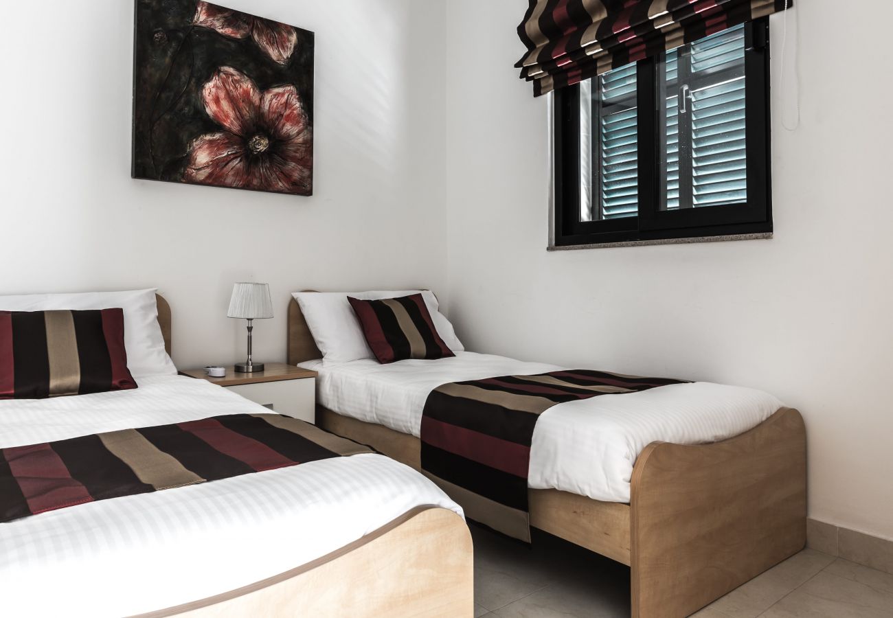Ferienwohnung in Marsaskala - 106 Two Bedroom Apartment