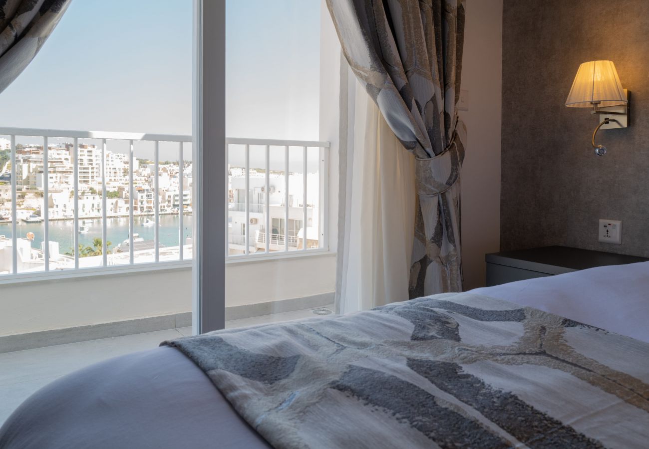 Appartement à Marsaskala - 501 Deluxe Two Bedroom Apartment with Sea Views