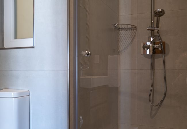 Appartamento a Marsaskala - 501 Deluxe Two Bedroom Apartment with Sea Views Appartamento a Marsaskala - 501 Deluxe Two Bedroom Apartment with Sea Views