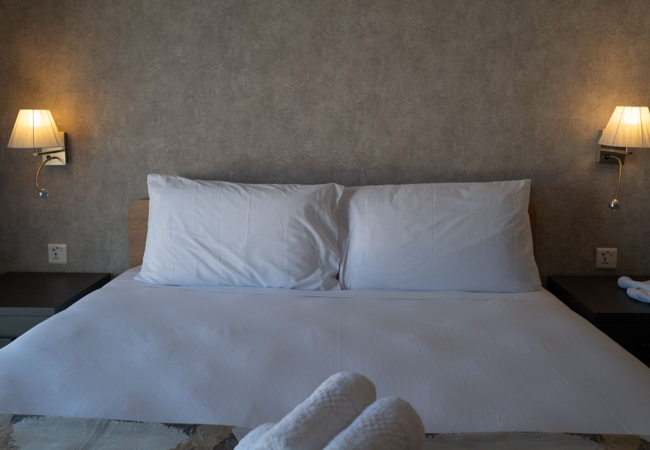 Apartment in Marsaskala - 501 Deluxe Two Bedroom Apartment with Sea Views