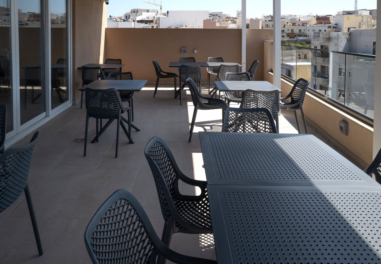 Apartment in Marsaskala - 501 Deluxe Two Bedroom Apartment with Sea Views