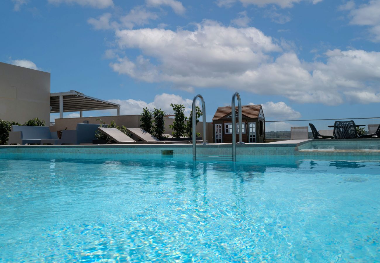 Apartment in Marsaskala - 501 Deluxe Two Bedroom Apartment with Sea Views