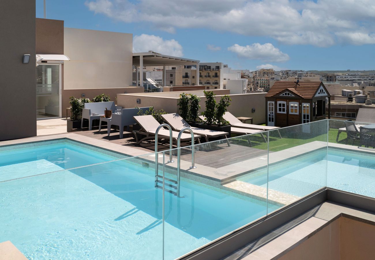 Apartment in Marsaskala - 501 Deluxe Two Bedroom Apartment with Sea Views
