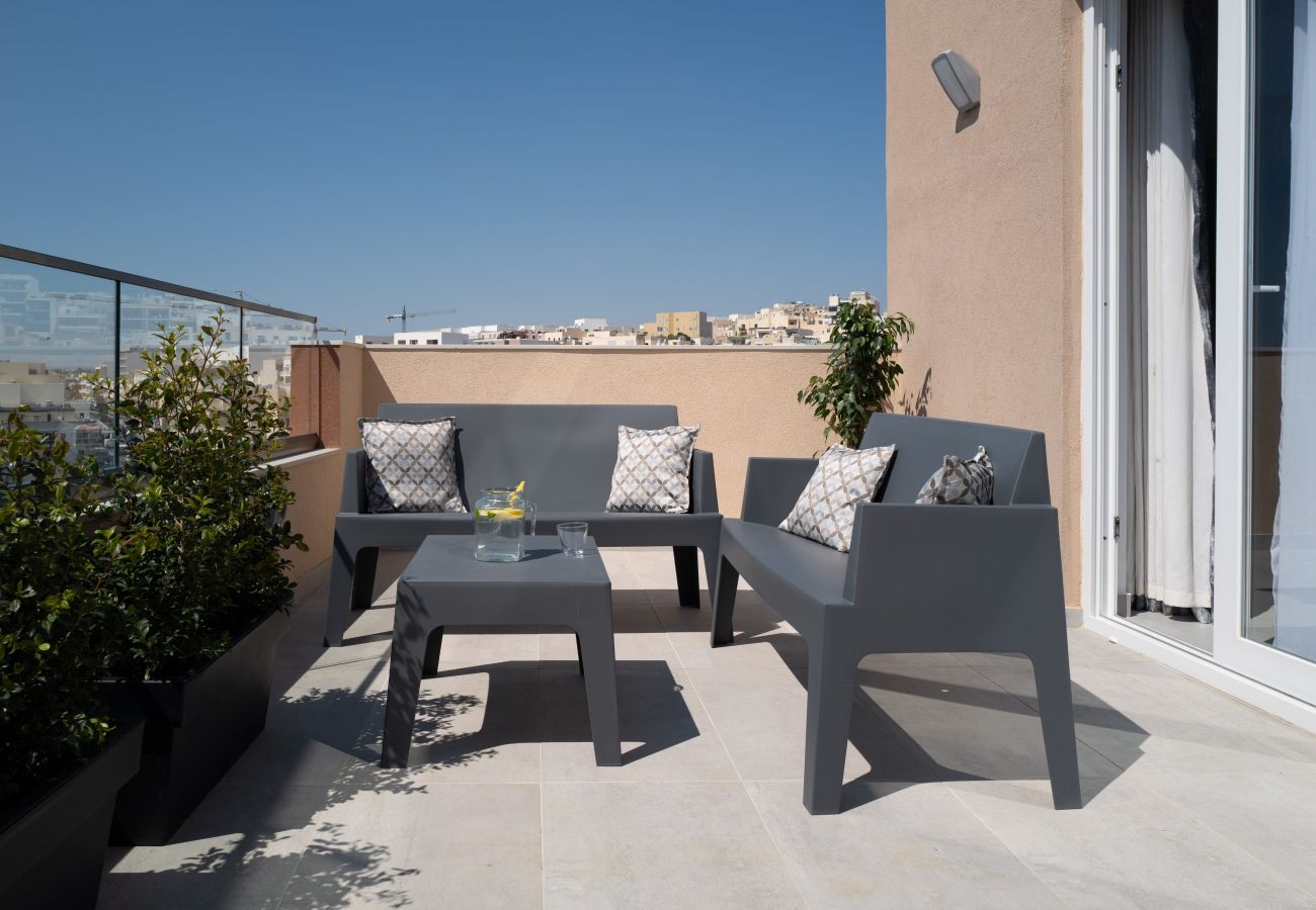 Apartment in Marsaskala - 505 Deluxe Two Bedroom Apartment with Terrace