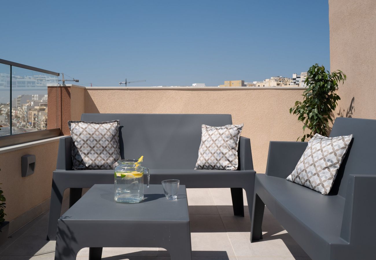 Apartment in Marsaskala - 505 Deluxe Two Bedroom Apartment with Terrace