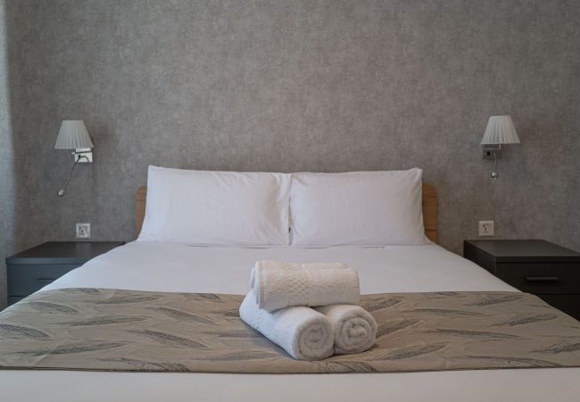 Apartment in Marsaskala - 601 Premium Two Bedroom Apartment with Sea Views