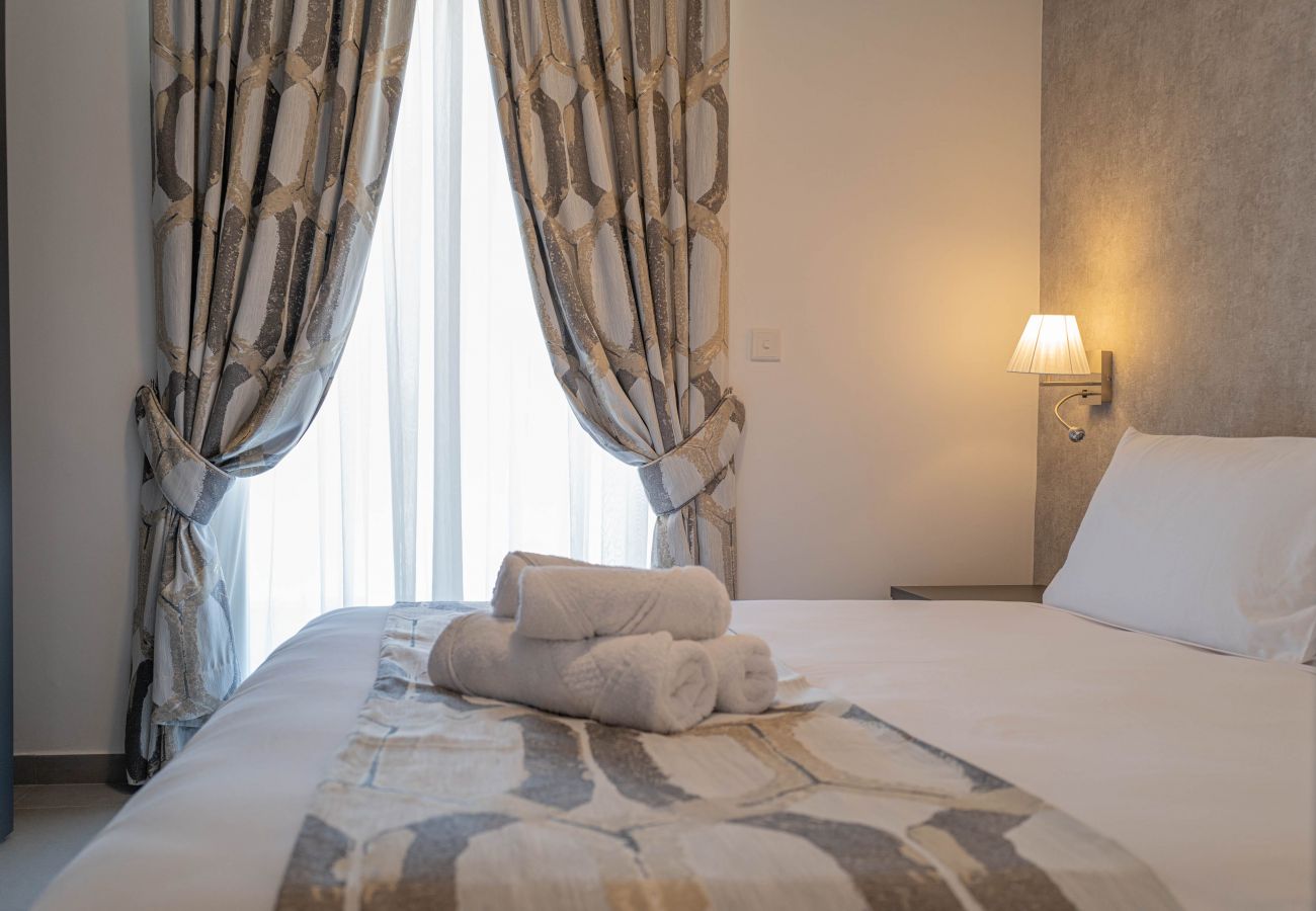 Apartment in Marsaskala - 506 Deluxe Two Bedroom Apartment with Sea Views
