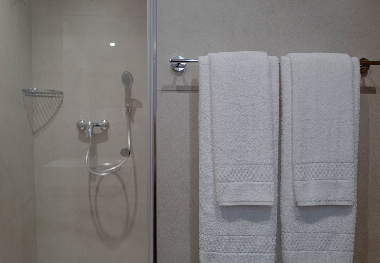 Apartment in Marsaskala - 506 Deluxe Two Bedroom Apartment with Sea Views