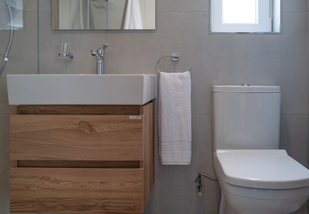 Apartment in Marsaskala - 506 Deluxe Two Bedroom Apartment with Sea Views